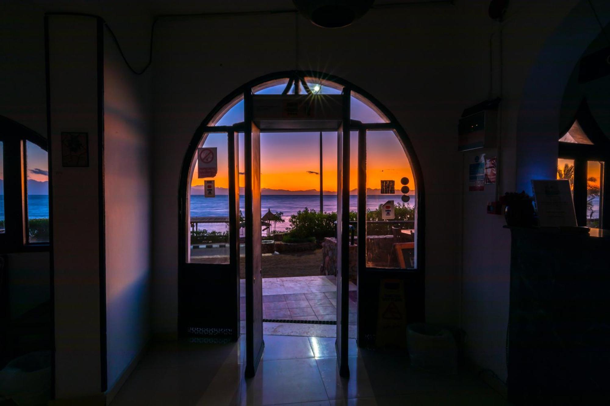 The Bedouin Moon Hotel Dahab Luaran gambar